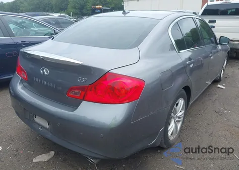 2013 Infiniti G37 Journey z USA, uszkodzony, nr VIN JN1CV6APXDM718993